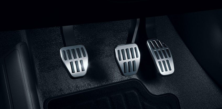 Sportpedal-Set f&uuml;r den Mitsubishi COLT